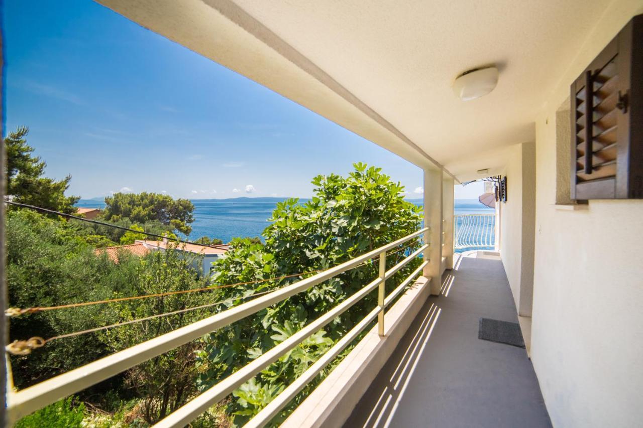 Apartment With Sea View Close To The Beach Promajna Exterior photo